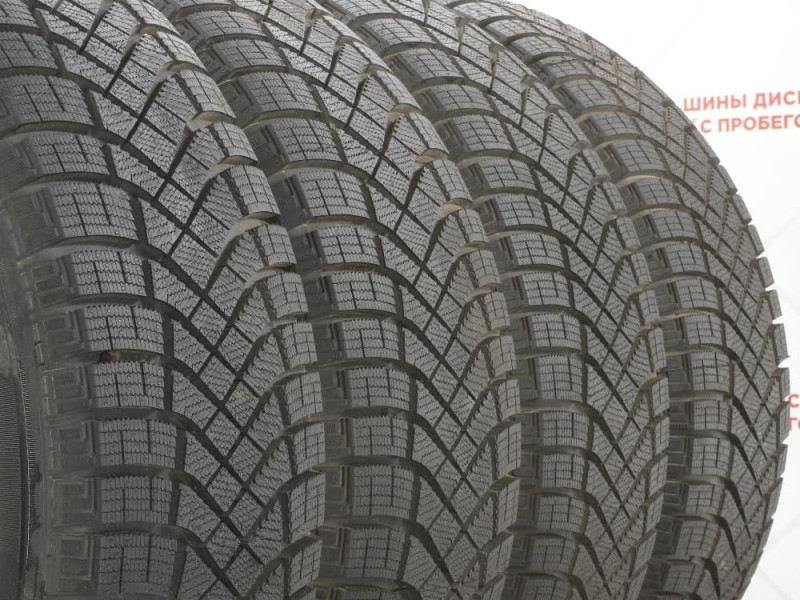 Пирелли 215/65/17 W-Ice ZERO FRICTION(NEW)  (с пробегом) DOT 3621 г.п.10мм