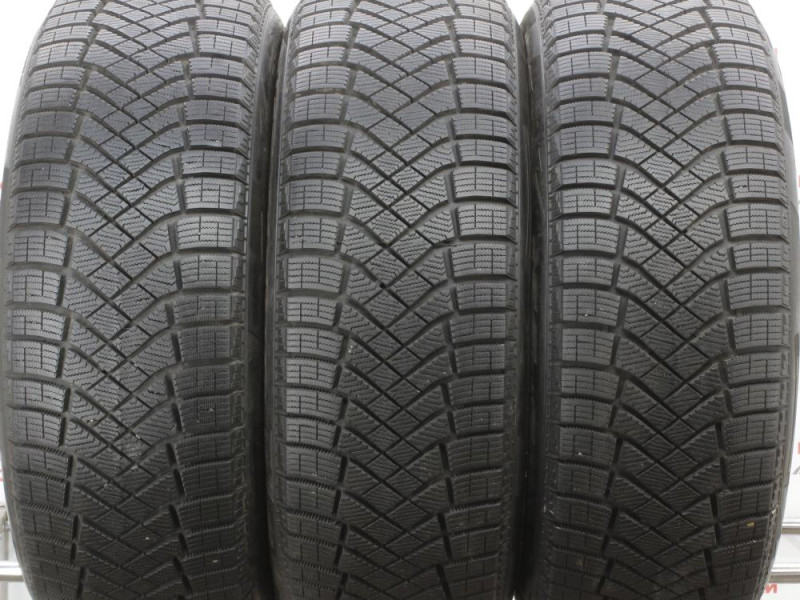 Пирелли 225/55/18 W-Ice ZERO FRICTION (с пробегом) DOT 2222 г.п.8мм