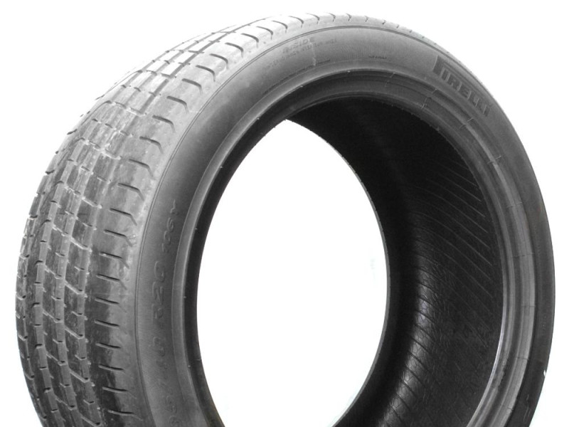 Пирелли 295/40/20 P ZERO (с пробегом) DOT 2415 г.п.6мм [кат.3]